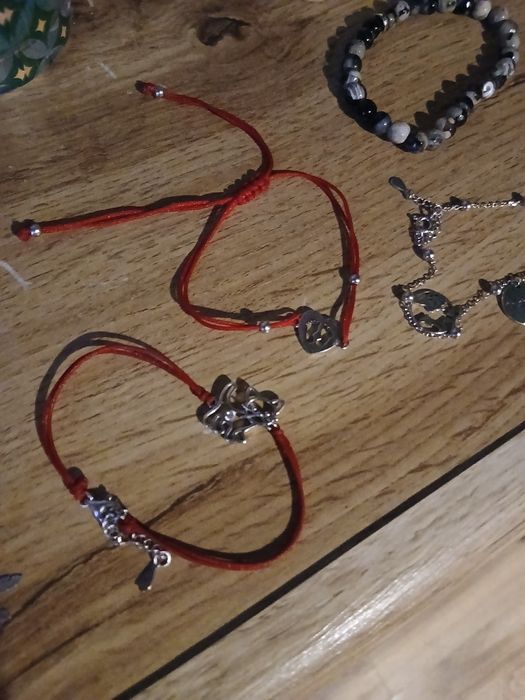 Sprzedam  bransoletki