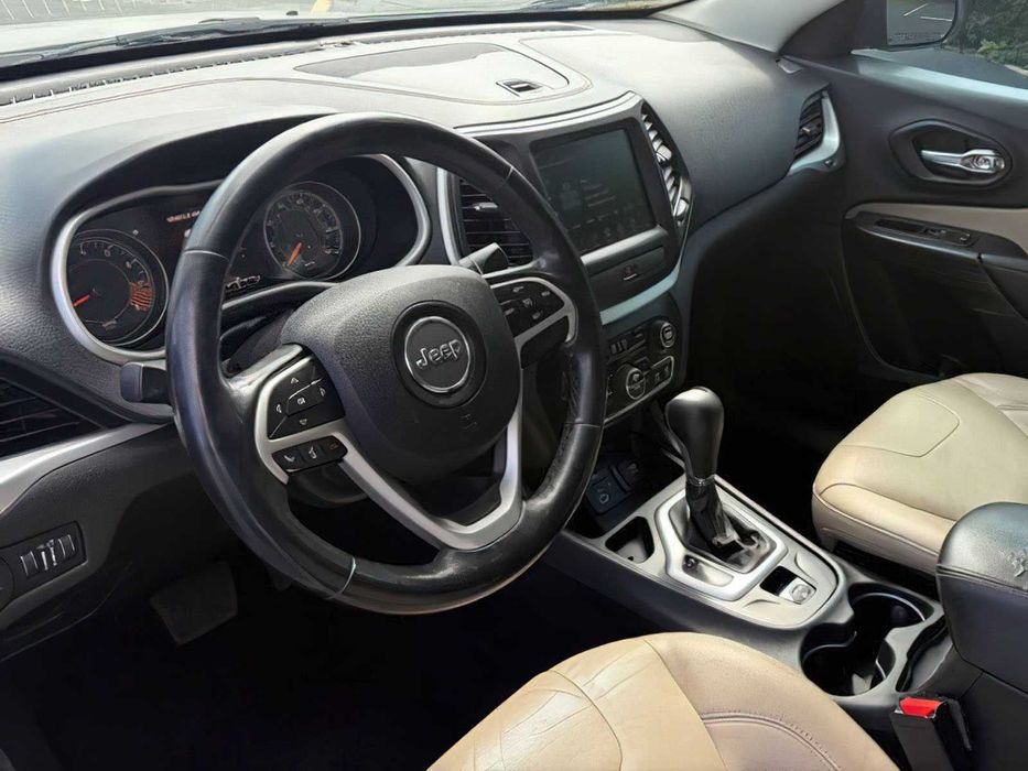 Jeep Cherokee Limited      2015