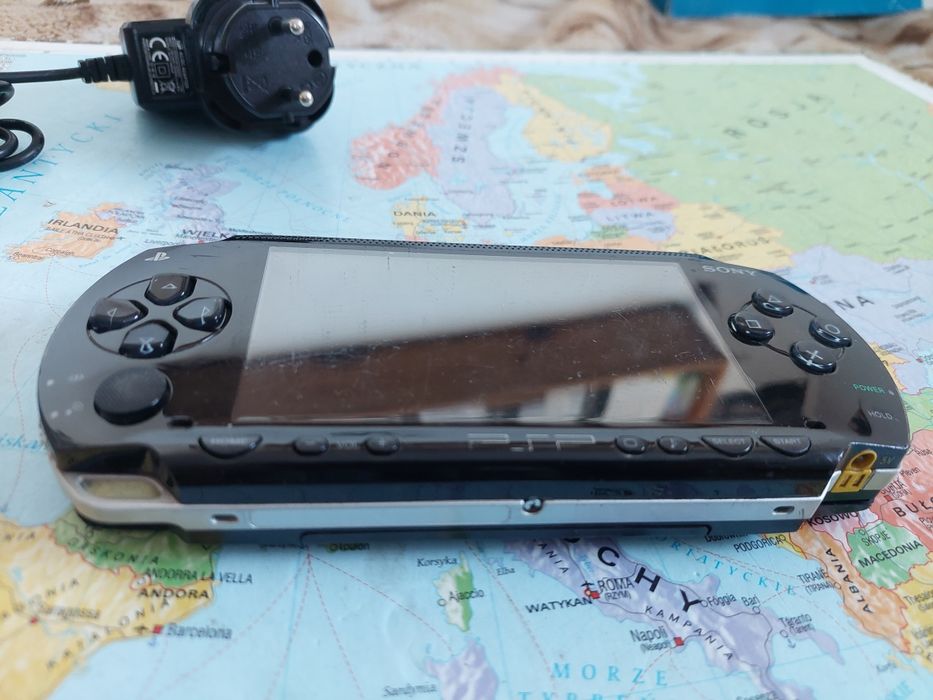Konsola sony psp 1004 32gb 100 gier