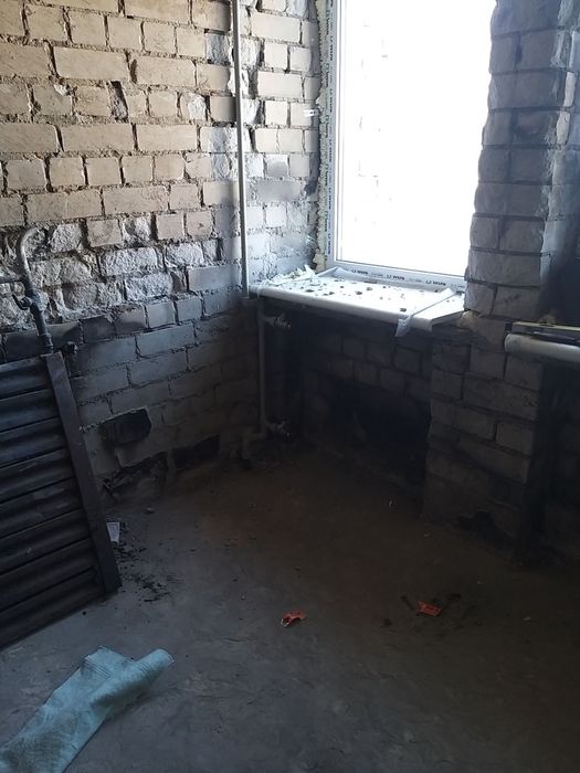 Продаж кімнати в гуртожитку