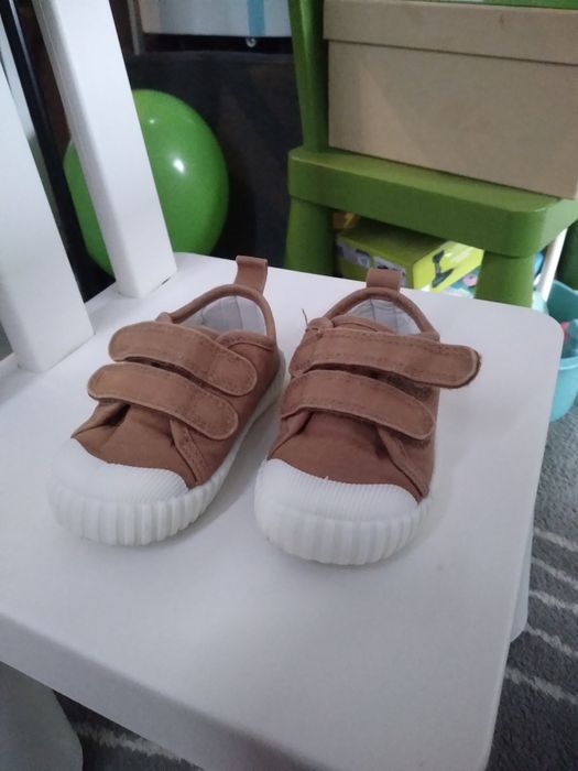 Trampki r.22 cool club