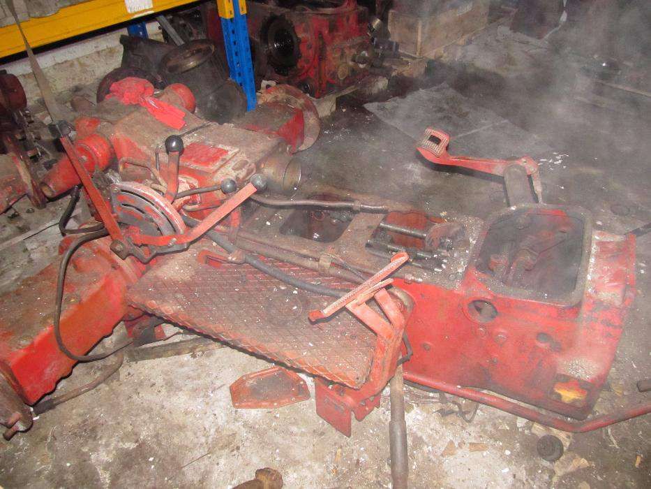 International,IHC 955 w całości lub na częsci silnik skrzynia hydraulika.