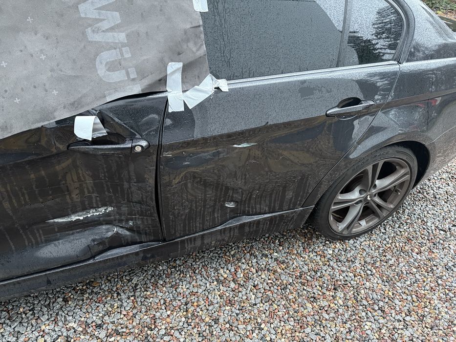 Bmw e90 lift 318i 2010