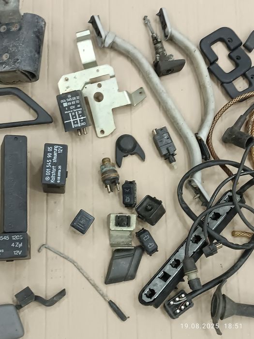 Осталось от Mercedes Benz W - 124