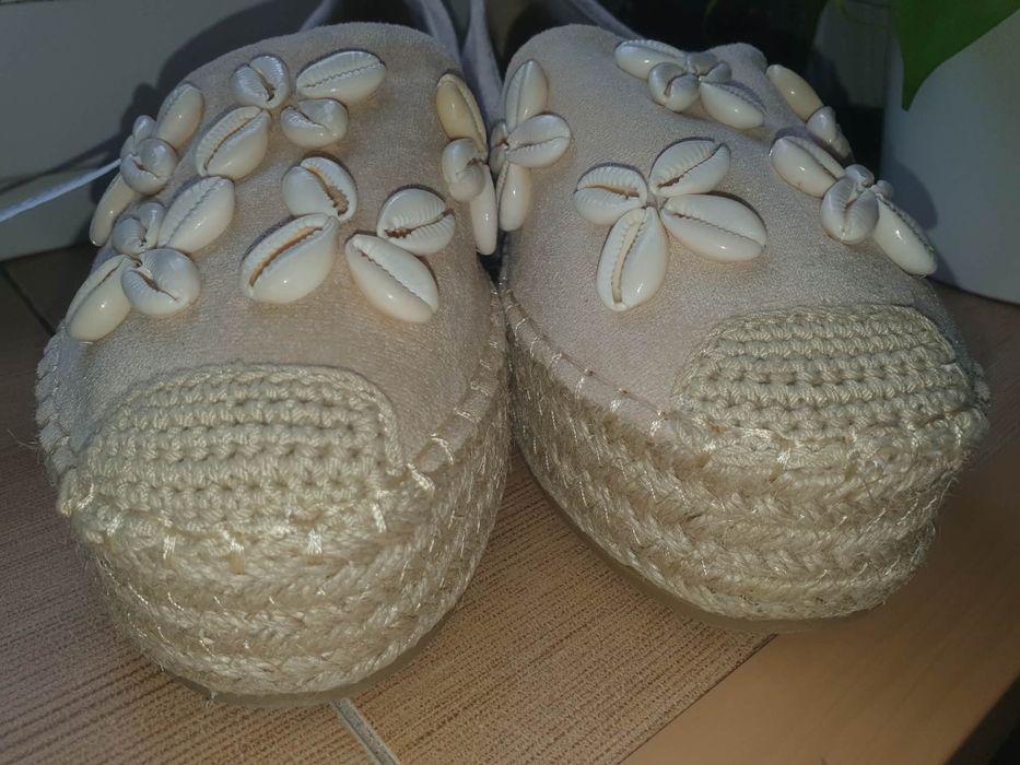 Espadryle kremowe nowe