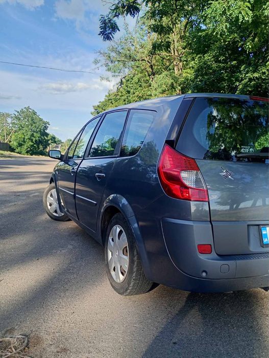 Продам Renault scenik 2