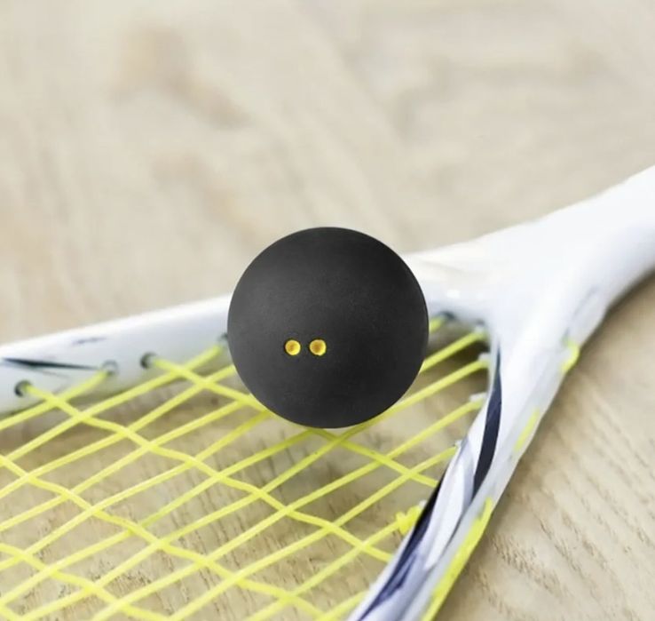 Piłeczka do gry w squasha.