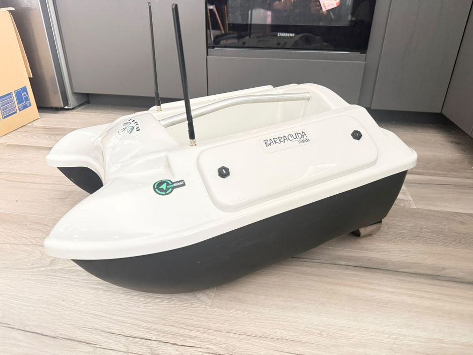 Łódka zanętowa LaBoat Barracuda Standard Li600 NaviBoat NaviSonar( nie prolam, boatman, rt4, szanti)