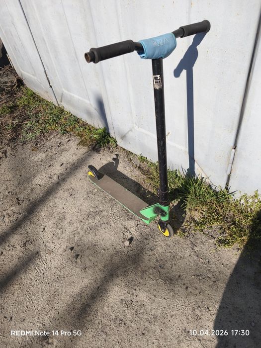 Самокат трюковий BS