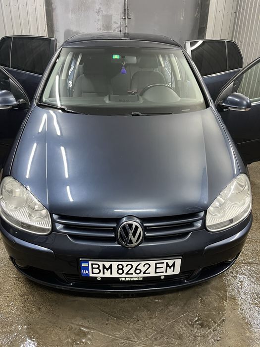 Продам Volkswagen Golf 5