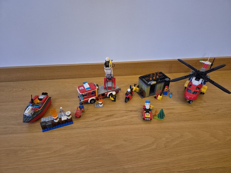 LEGO City Straż Pożarna - 60107, 60108, 60213, 30338