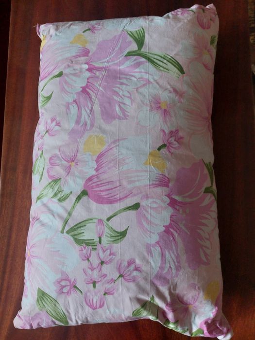 Продам подушки перьевые