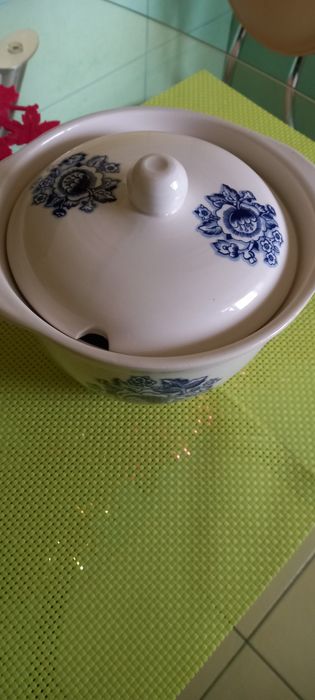 Продам супницу СССР
