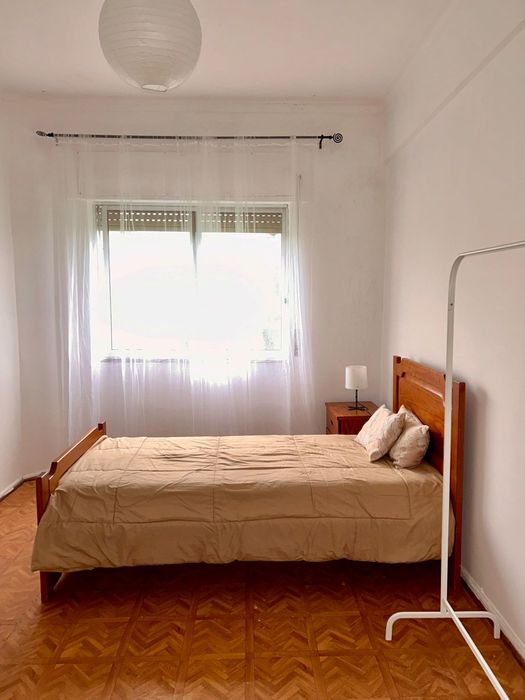 Apartamento T1 torre da marinha
