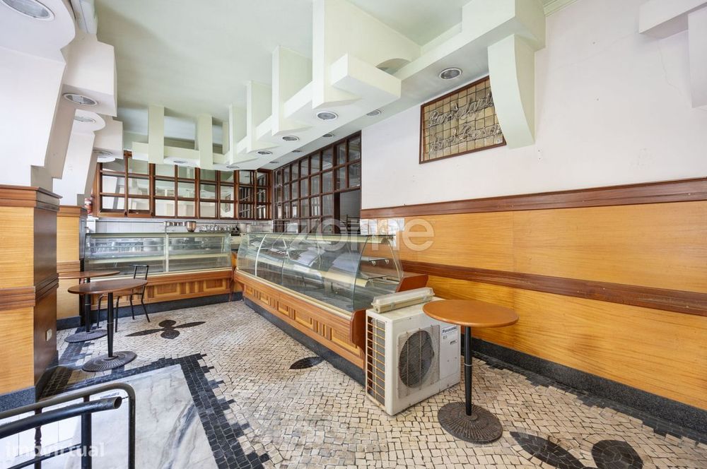 Loja perto da praia da Nazaré