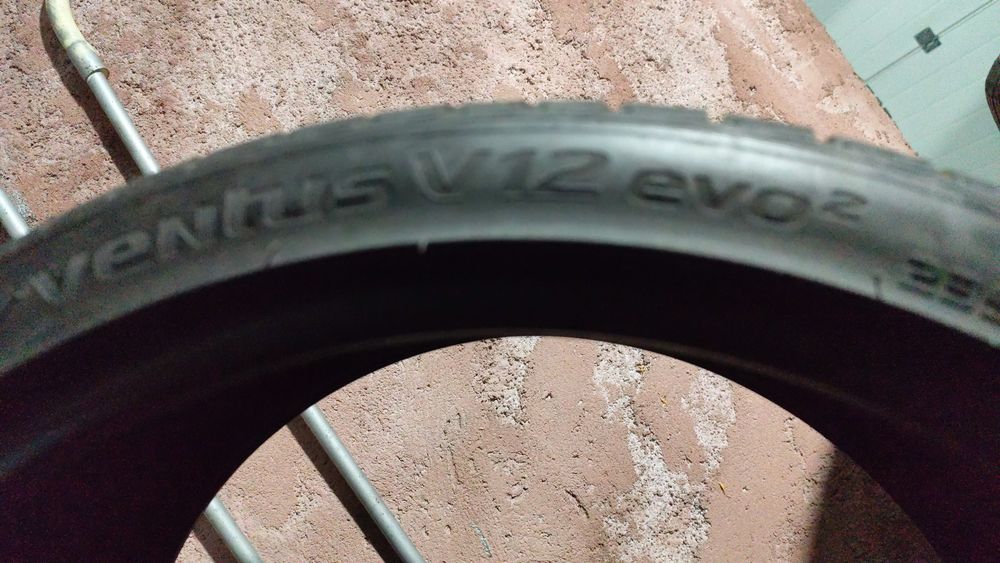 Pneus 235/35r19 Hankook Ventus V12 ocasião