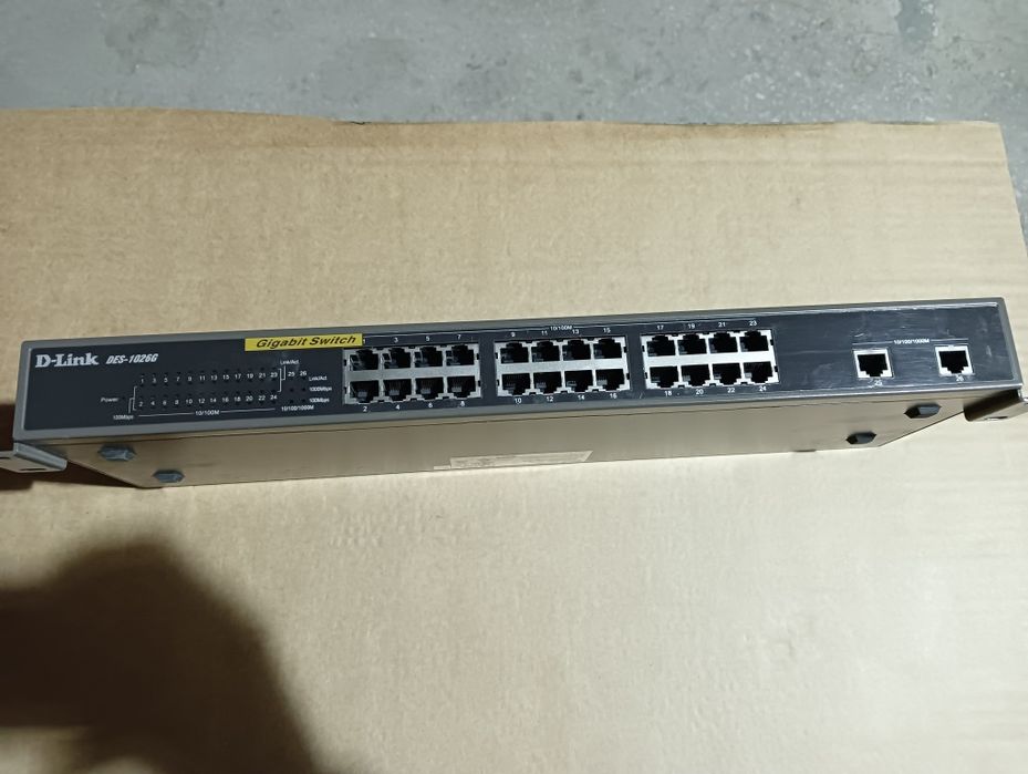Комутатор D-Link DES-1026G