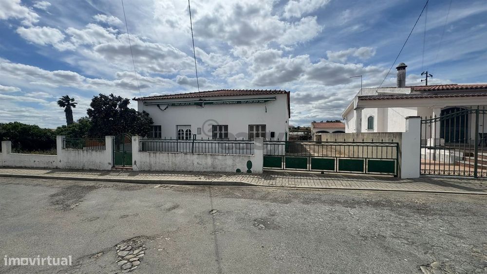 Padaria, uma oportunidade única de arrendamento na vila de Entradas