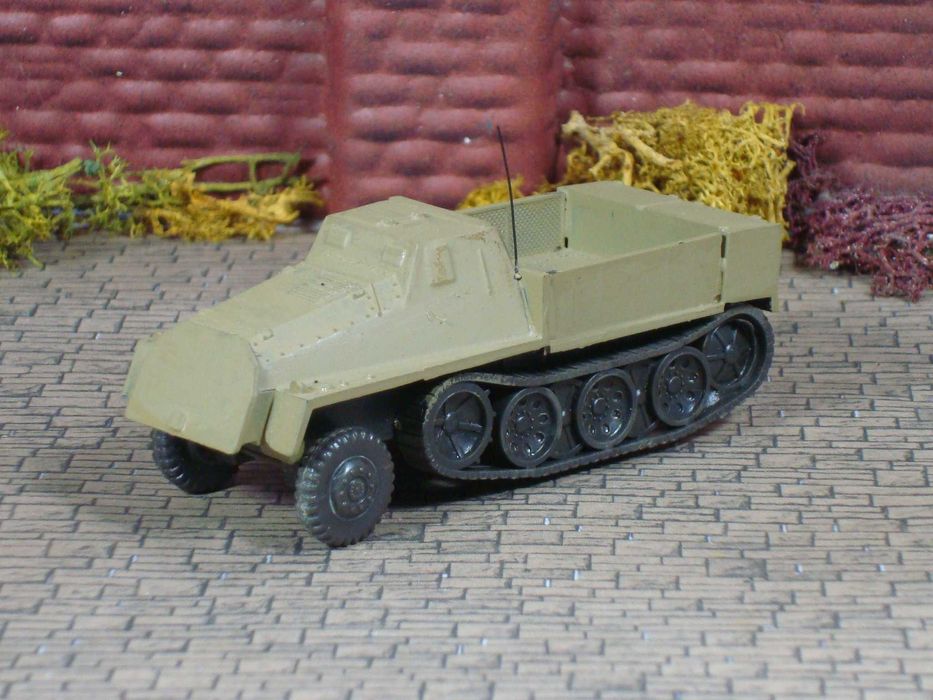 Roco Minitanks - Veiculo Porta-munições exercito alemão / 1:87 / Usado