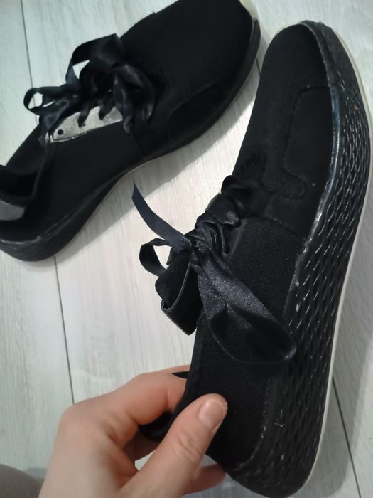 Adidasy damskie obuwie sportowe