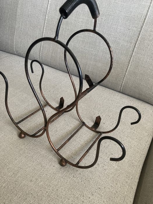 Stojak na wino rustykalny