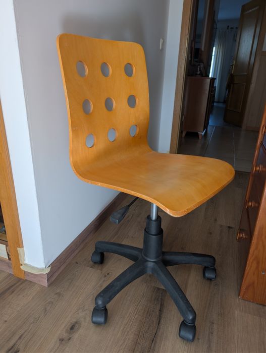 Secretaría + Cadeira