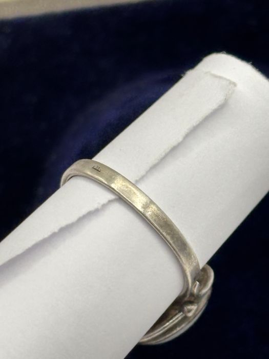 Pierścionek z opalitem