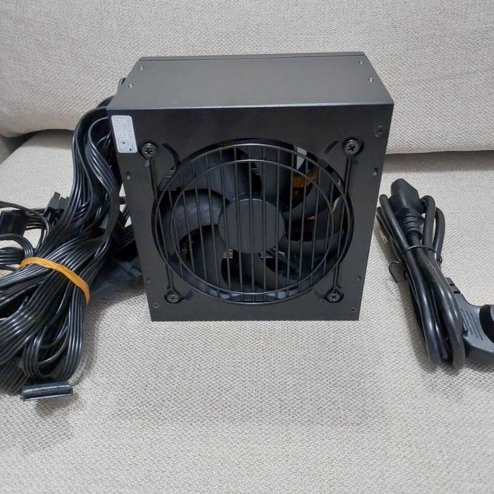 Fonte de alimentação Nox Hummer ONYX - 450W 80 Plus