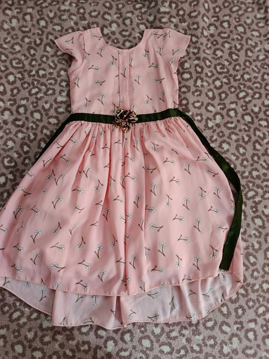 Сукня для дівчинки