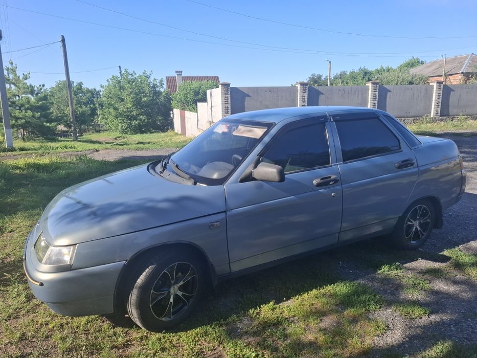 Продам автомобіль ВАЗ 21102