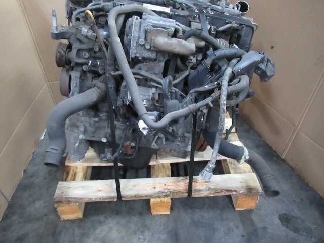 ) TOYOTA VERSO silnik kompletny 2.2d  2AD