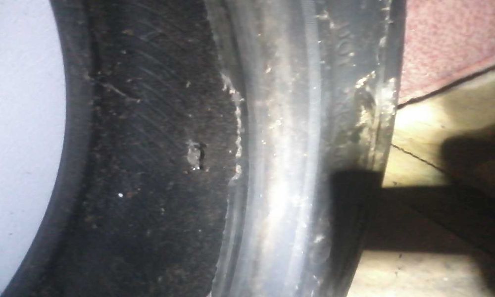 продам одну шину HANKOOK VENTUS215/50 ZR17 95W XL