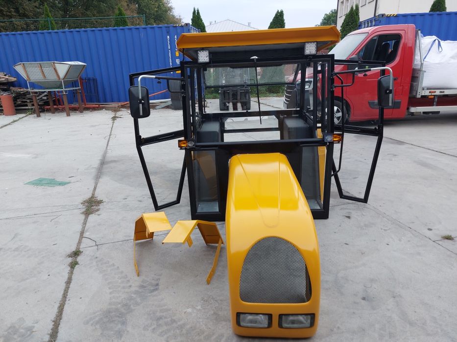 Kabina kabiny ciagnikowe c330 c360 mf t25 bizon PREMIUM SZEROKA 140cm.