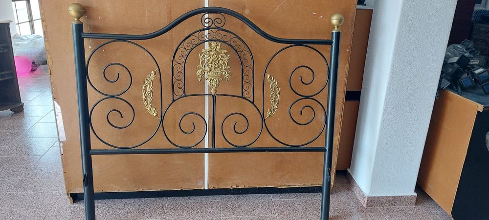 Cabeceira cama ferro linda