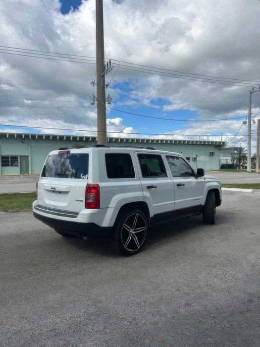 Jeep Patriot Limited      2014