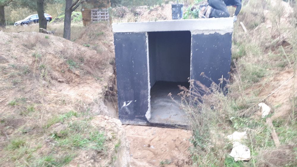 Zbiornik Szambo Betonowe Gnojowice Producent Atest Transport i montaz