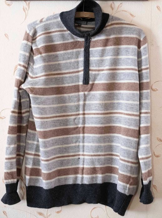 Elegancki sweter golf męski Sandfield z wełny – styl, wygoda, ciepło!