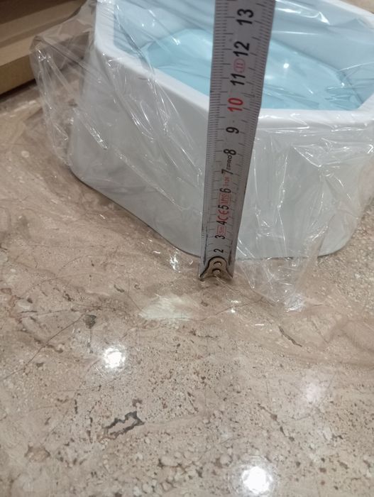 Miska niech chlapiąca pies kot