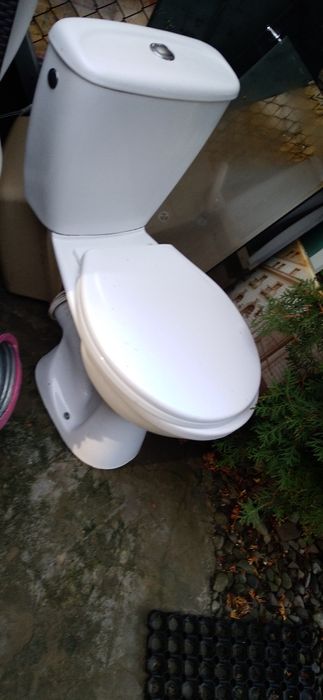Sprzedam WC kompakt