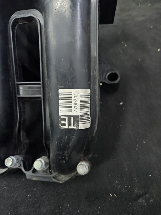 Kolektor Ssący BMW E61 3.0 D