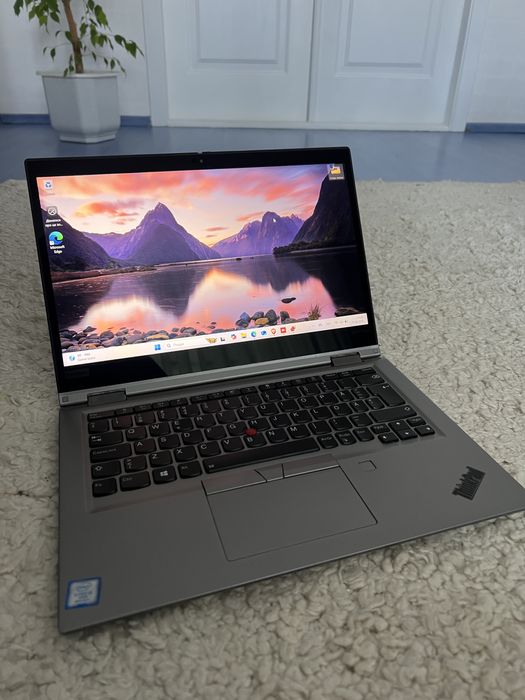 Lenovo TinkPad Yoga i5