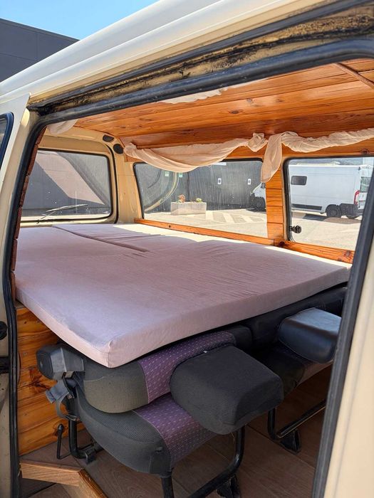 Mitsubishi L300 2.5 Diesel LONGA – 9 Lugares – Camper