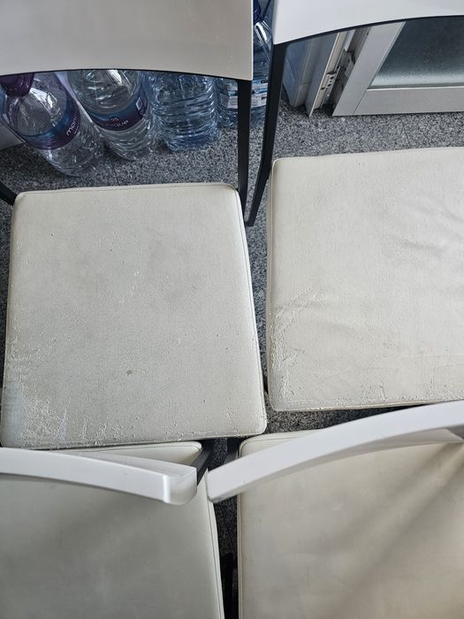 Cadeiras de cozinha usadas