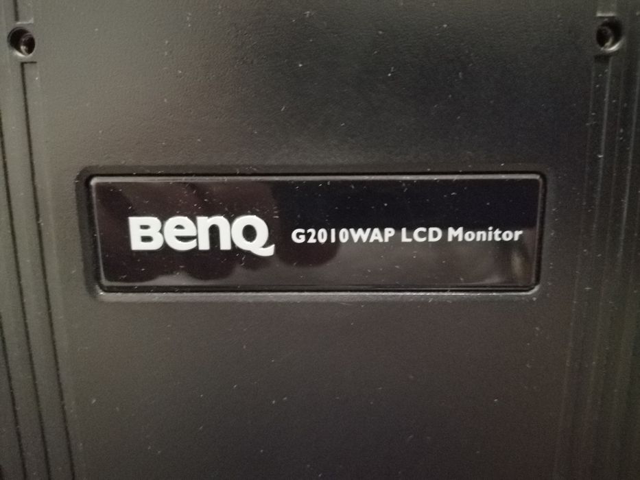Monitor BENQ plus napęd z nagrywaniem.