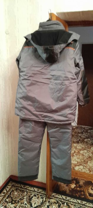 Продам спецодяг чоловічий зимовий