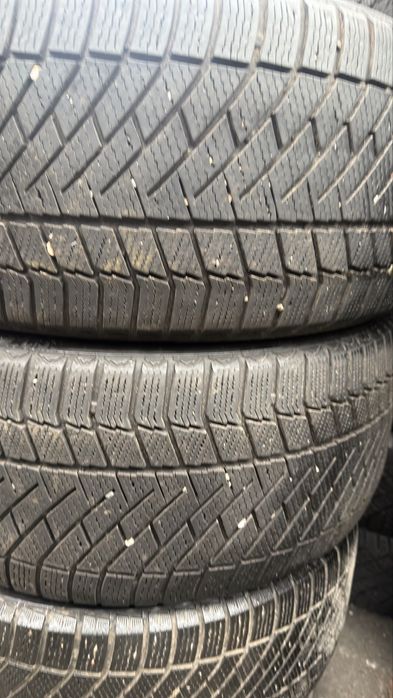 275/40/20-245/45/20 Continental Conti Viking Contact 6