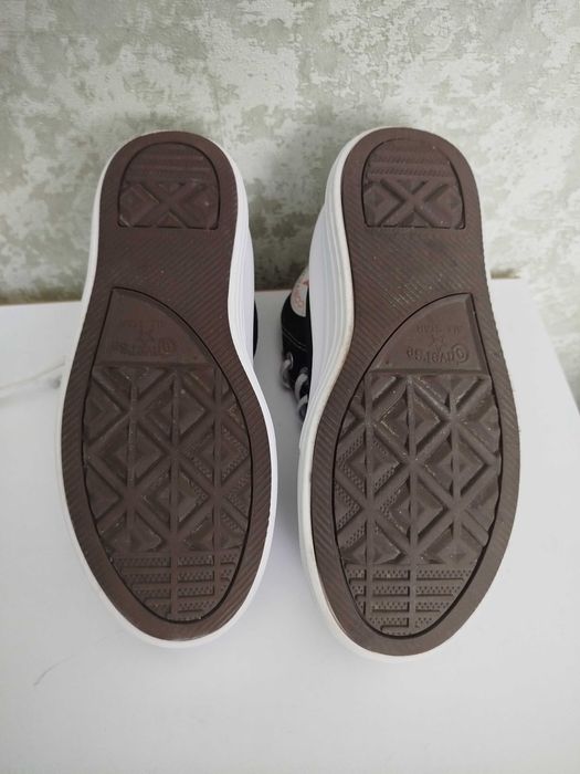 Жіночі кеди модель Converse Chuck Taylor All Star Move Platform High.