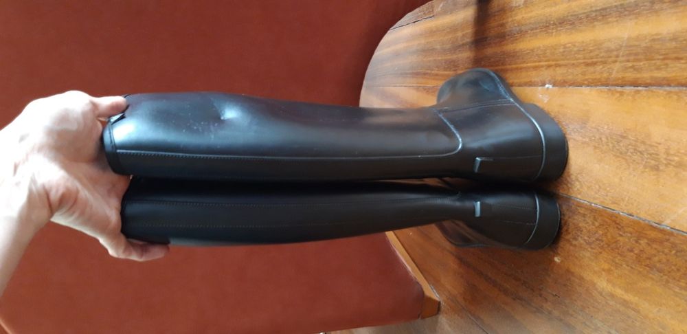 Equipamento de equitação (feminino): Botas (37)