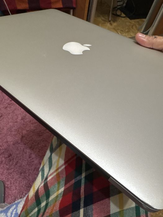 Макбук про в хорошем состояние