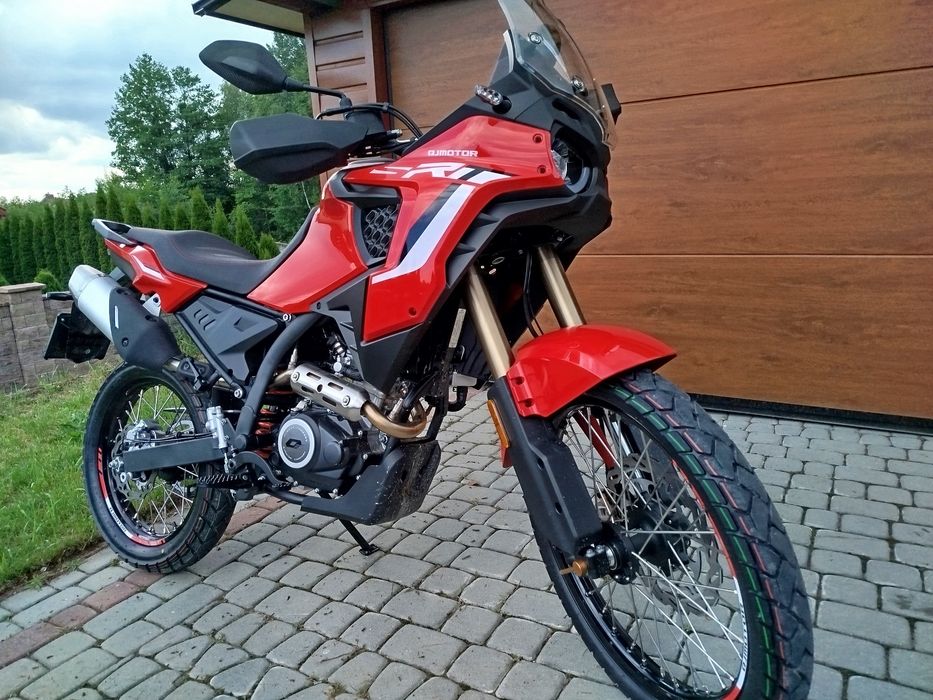 Wynajem motocykla qj srt125dx
